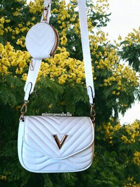 White 🆕️ Crossbody with Round Pouch